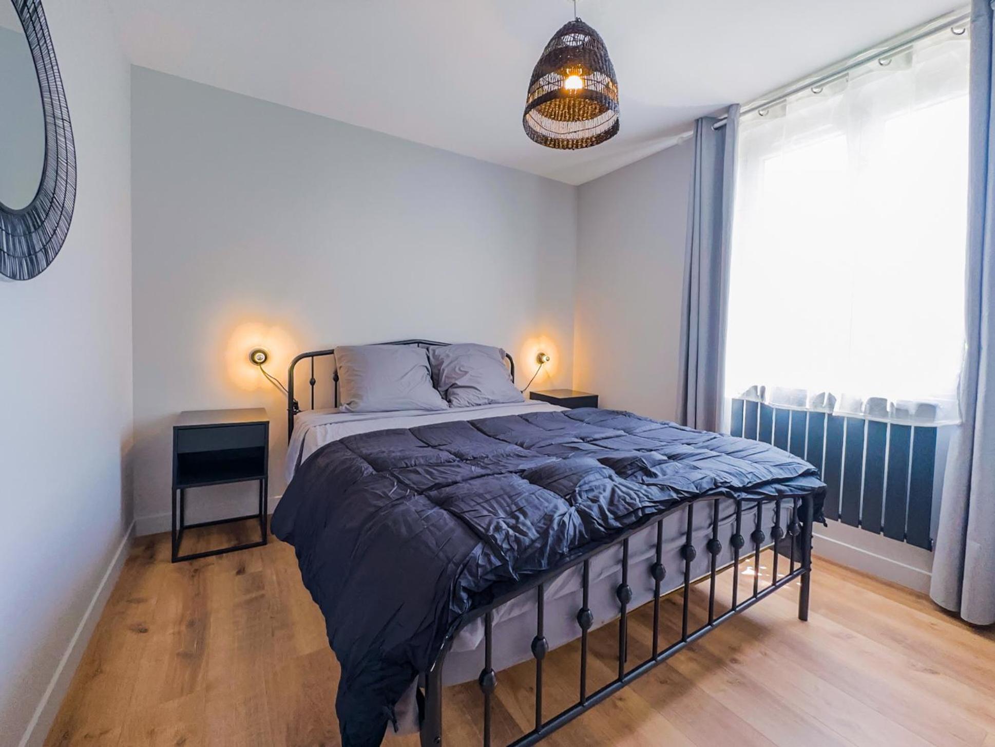 Serenity Suite Vénissieux Zewnętrze zdjęcie