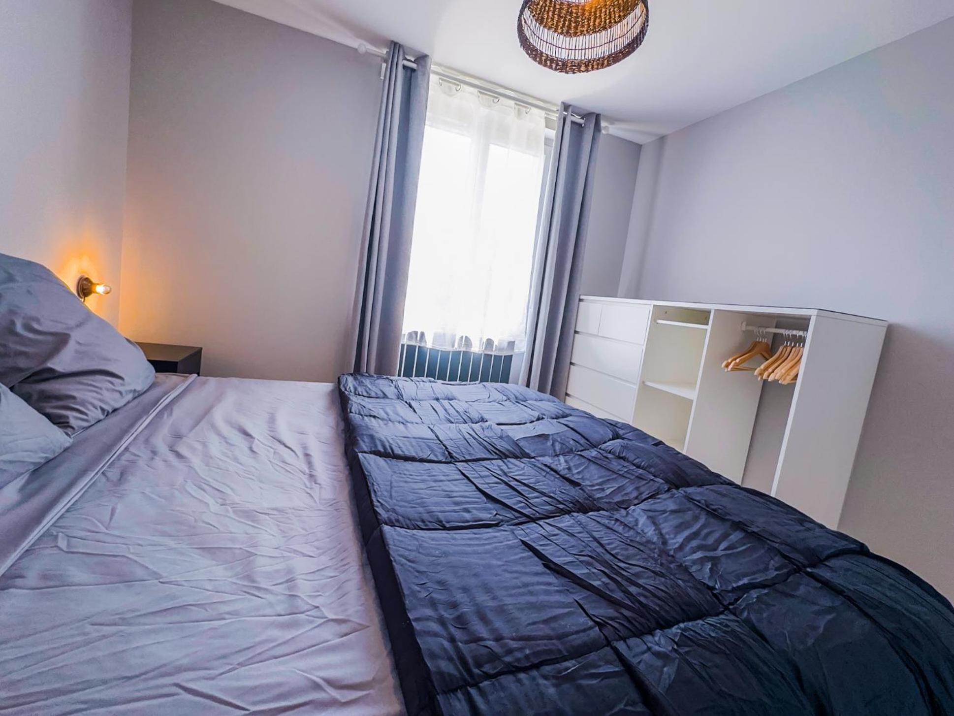 Serenity Suite Vénissieux Zewnętrze zdjęcie